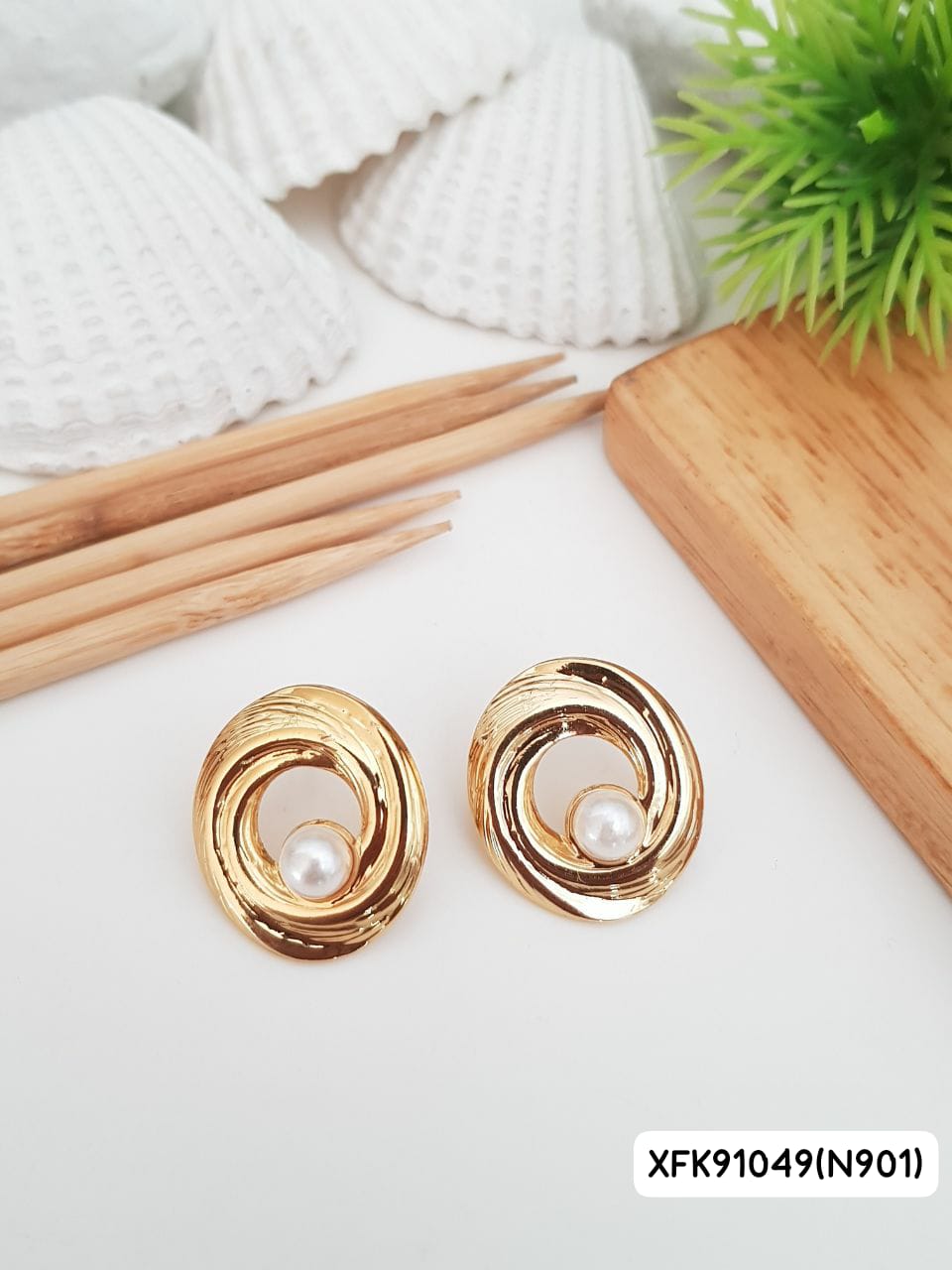 ANTI TARNISH STEEL earrings STUD TOPS GOLDEN