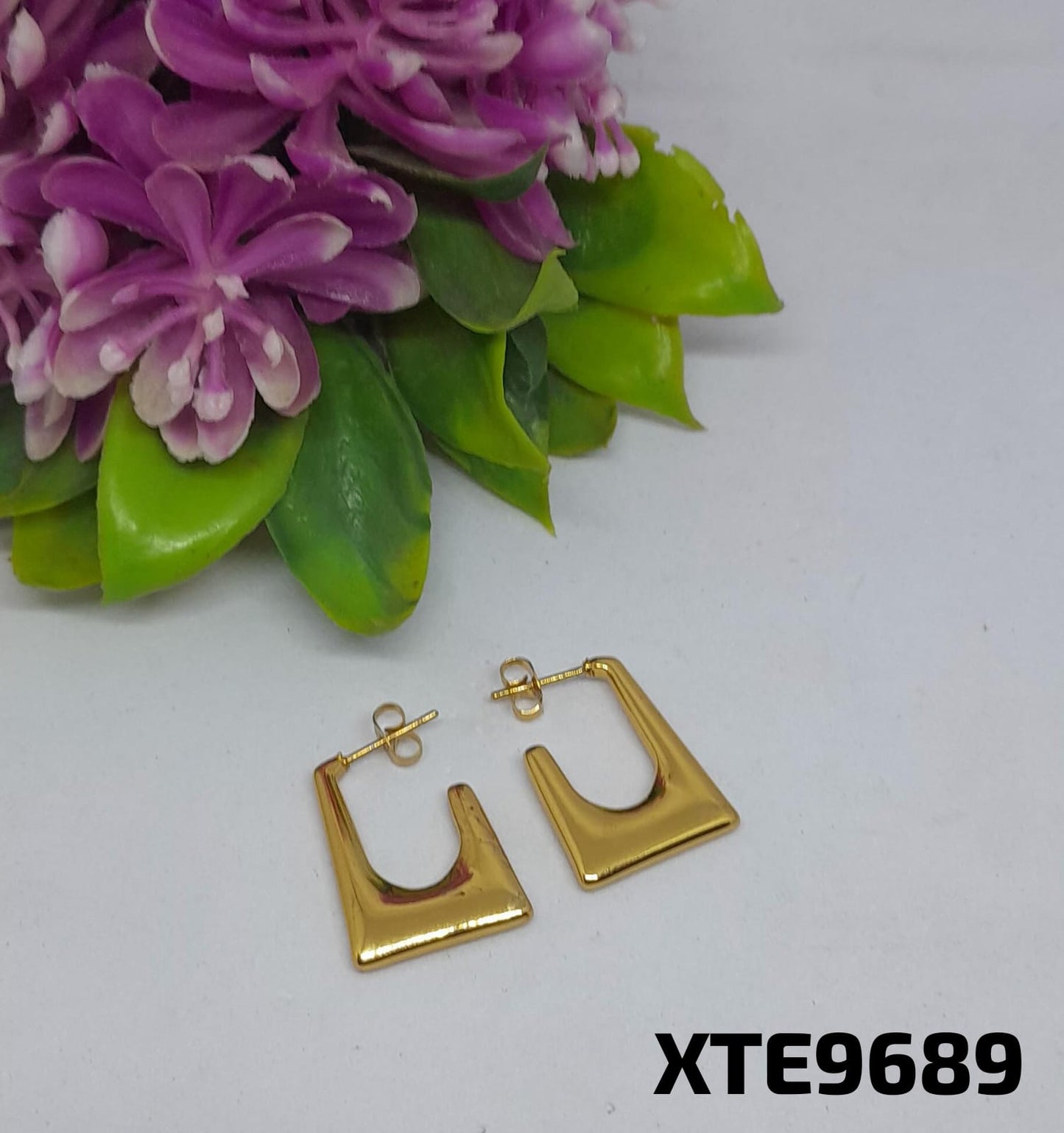 ANTI TARNISH STEEL earrings STUD TOPS GOLDEN