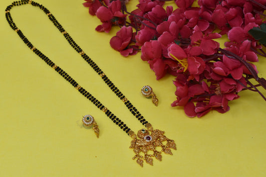 Golden and black beads chain with pendal