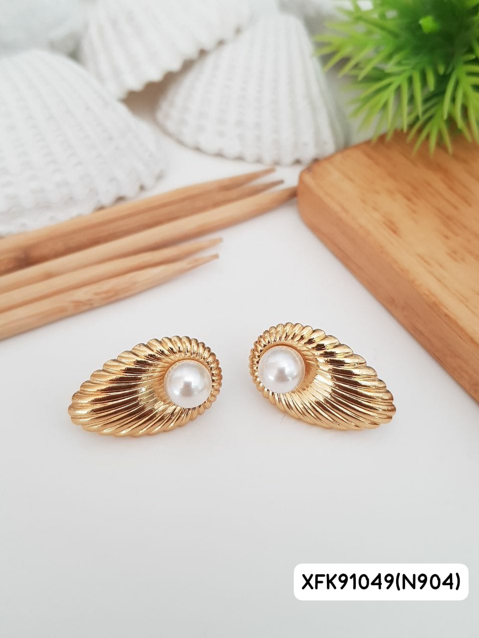 ANTI TARNISH STEEL earrings STUD TOPS GOLDEN