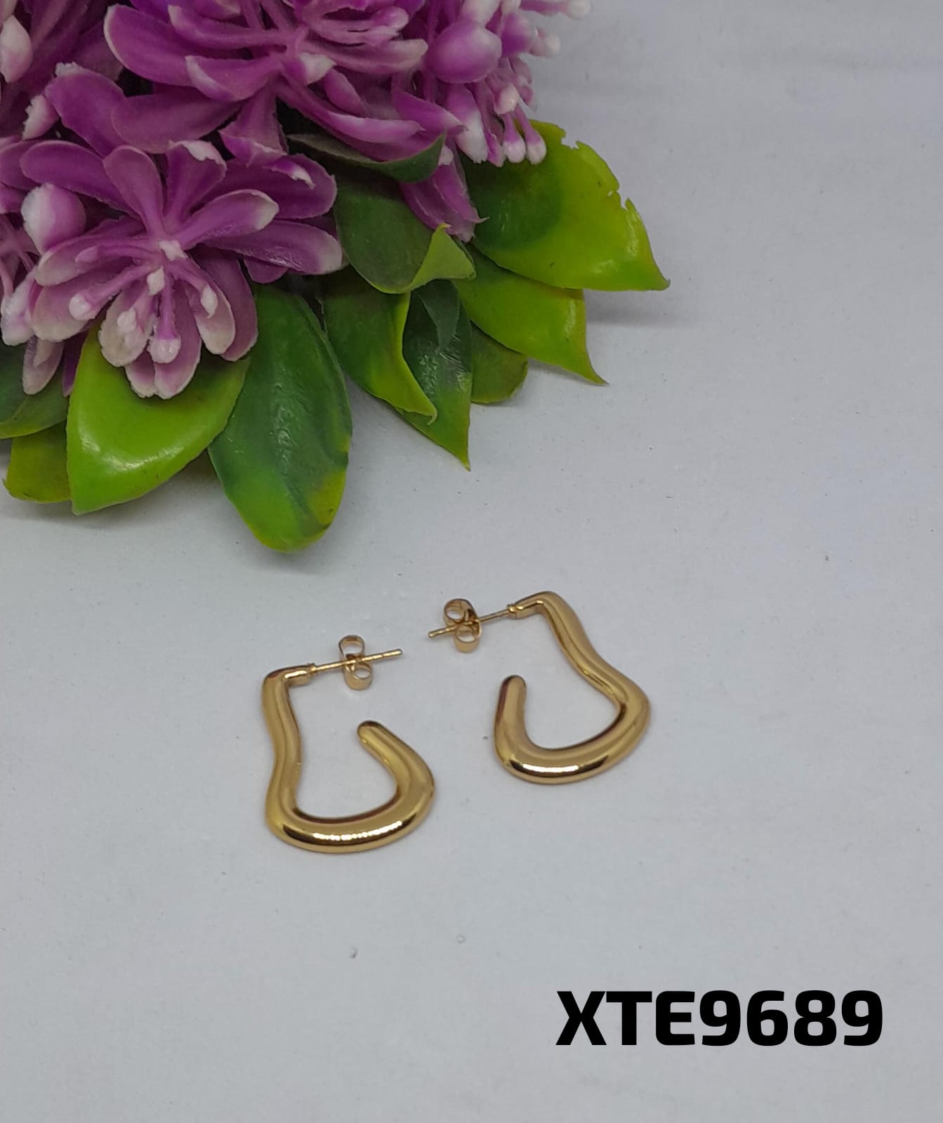 ANTI TARNISH STEEL earrings STUD TOPS GOLDEN