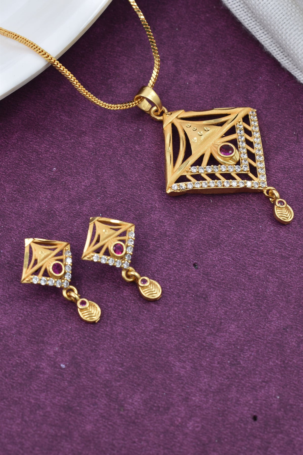 Gold Plated Stone Studded Pendant Necklace with Pink Center Accent for Women, Lightweight Party Jewellery for Festive, Wedding, Evening and Daily Styling with Premium Finish Chain-02