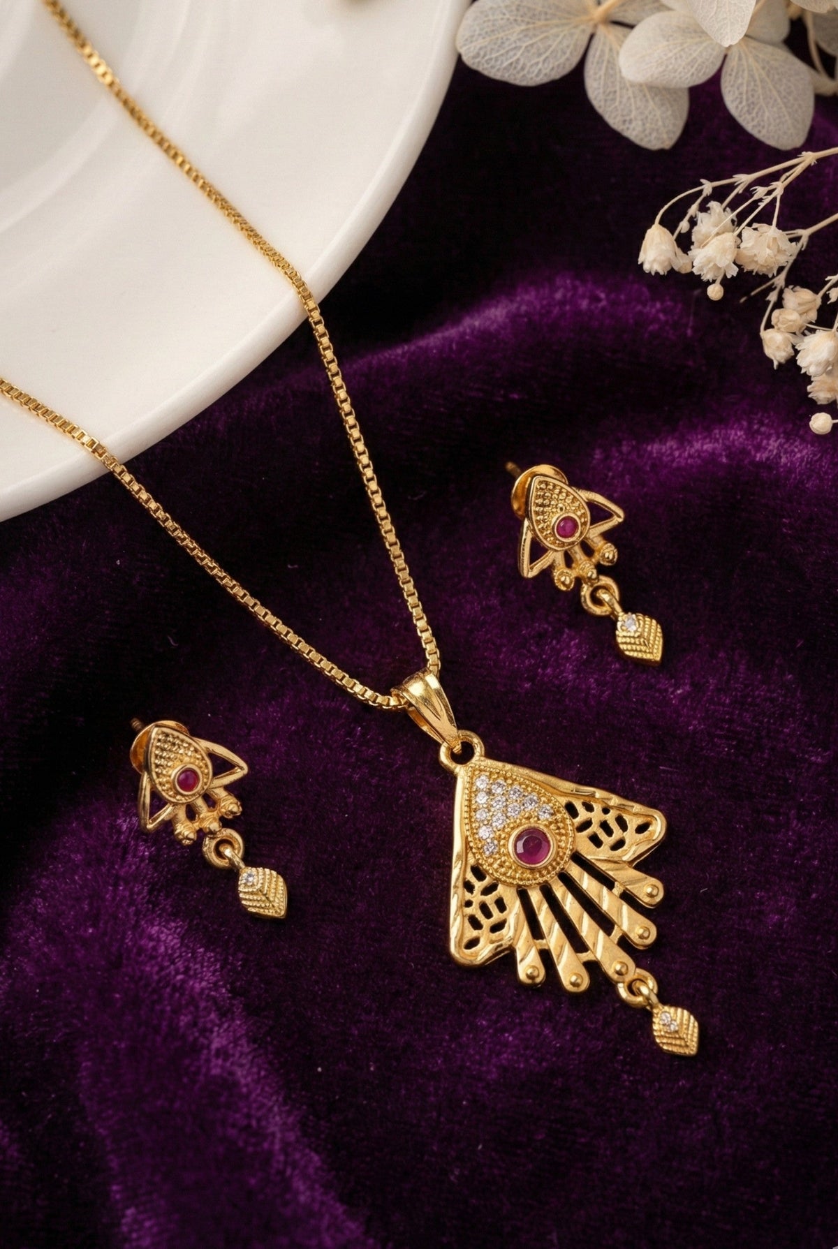Gold Plated Stone Studded Pendant Necklace with Pink Center Accent for Women, Lightweight Party Jewellery for Festive, Wedding, Evening and Daily Styling with Premium Finish Chain-06