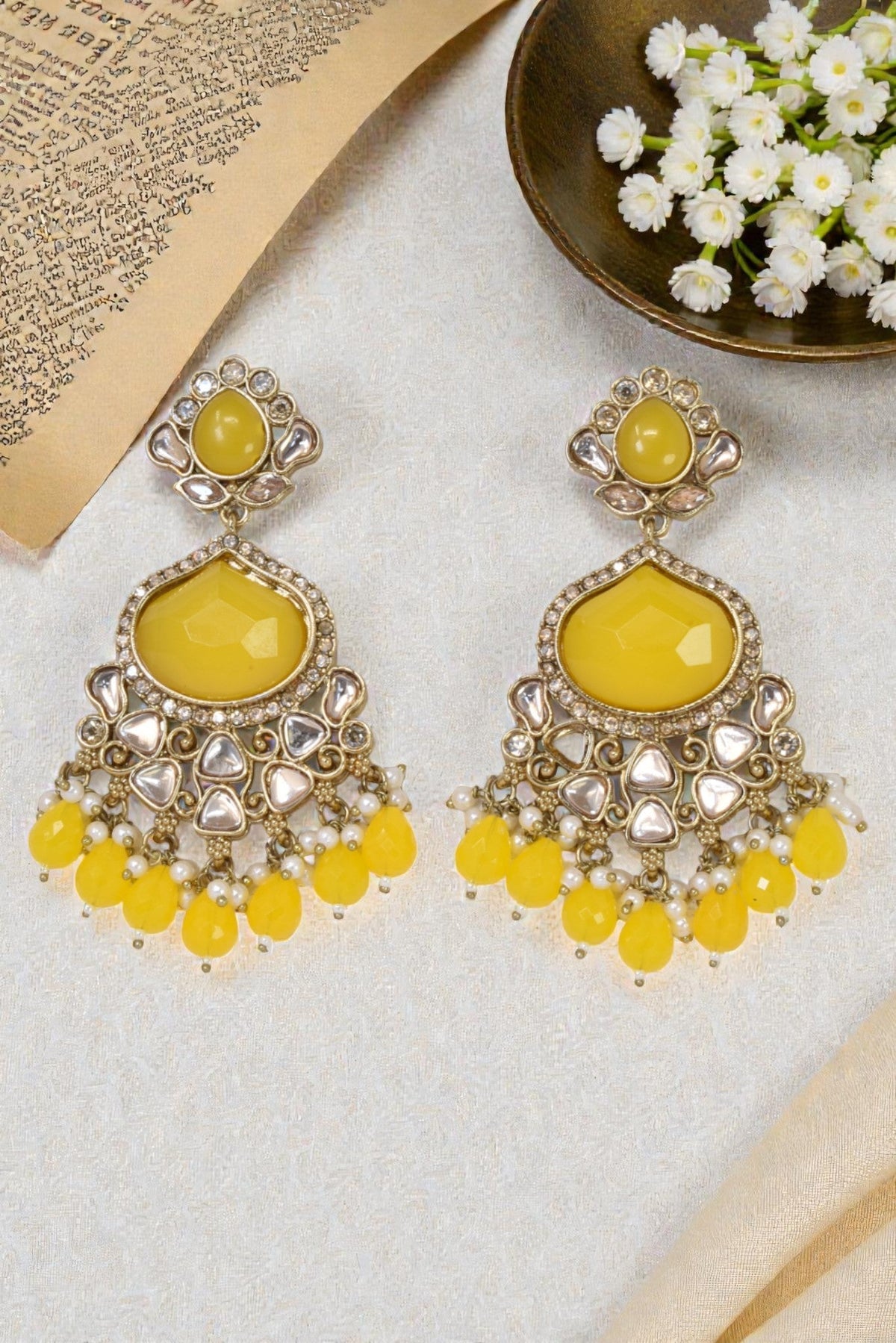 kundan jhumka,meenakari earrings,kahmiri earring,chandbali,chandelier earrings, dome jhumkas,pearl cluster jhumka, long earrings,heavy earrings,big earrings,designer earrings,latest design,new design