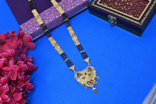 Golden and black beads chain with pendal