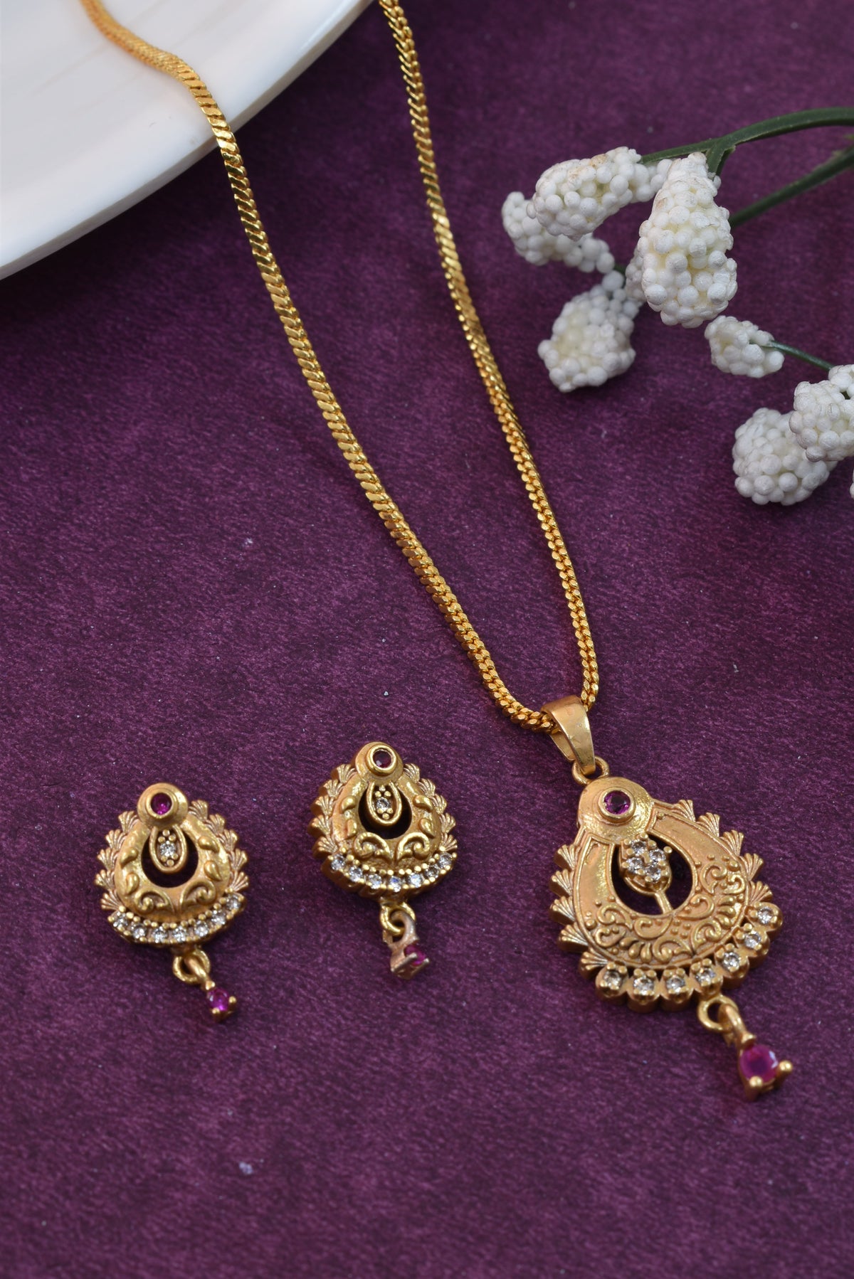 Gold Plated Stone Studded Pendant Necklace with Pink Center Accent for Women, Lightweight Party Jewellery for Festive, Wedding, Evening and Daily Styling with Premium Finish Chain-15