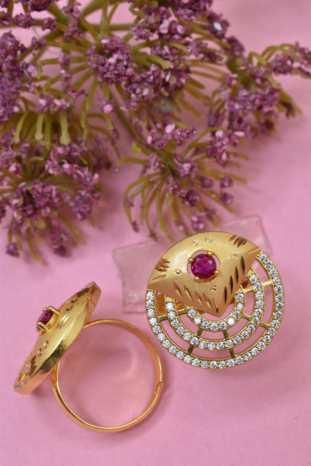 Modern gold adjustable ring