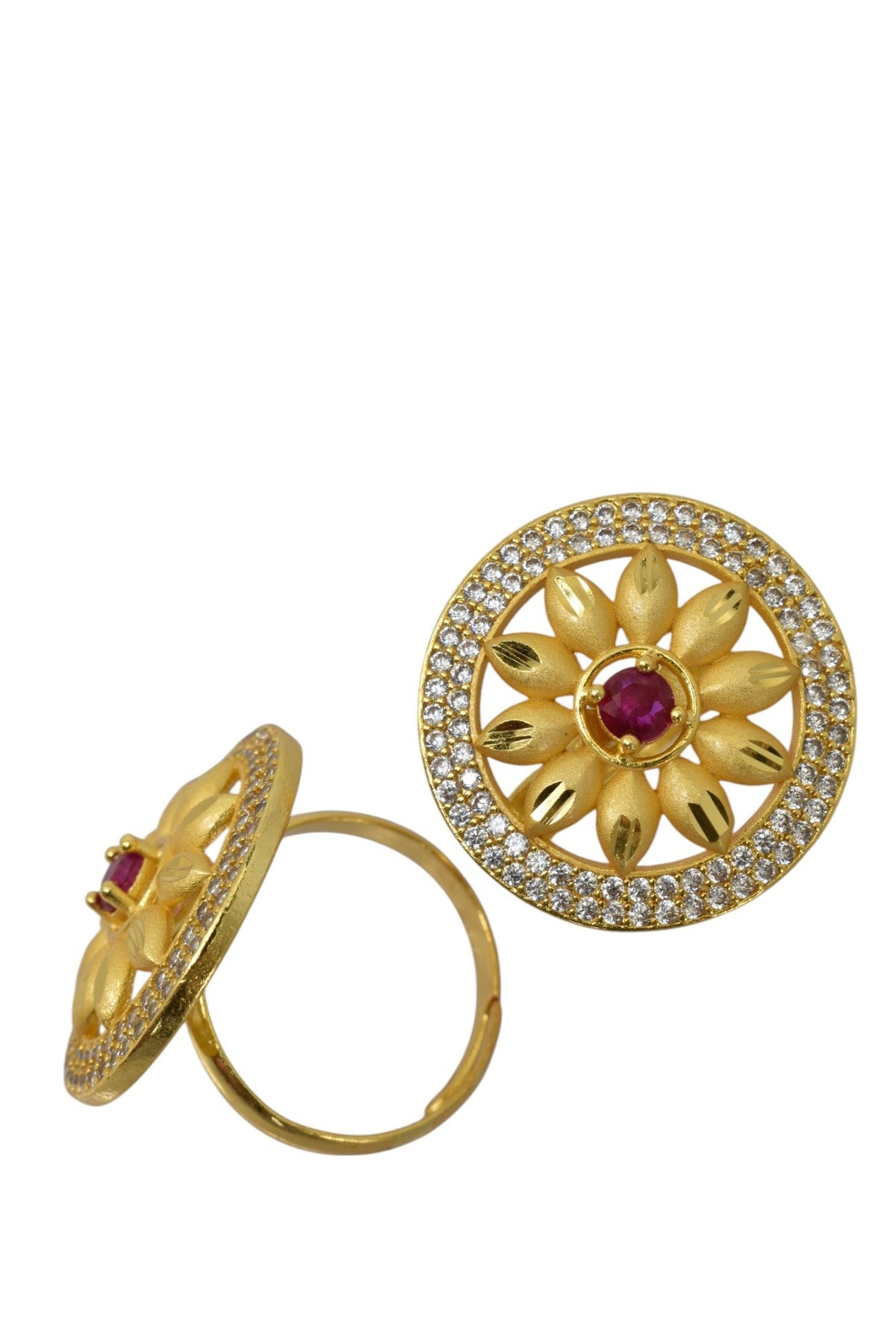 Adjustable ring for all sizes
